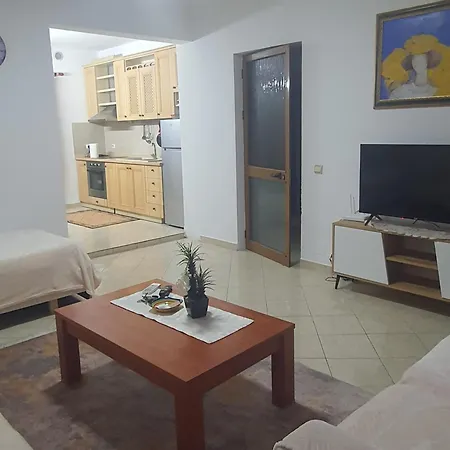 Ersasion Apartment Tirana